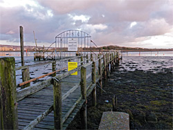 Gated pier