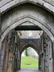 Gatehouse arch