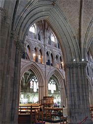 Nave arch
