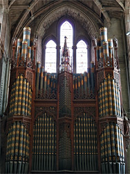 Transept organ
