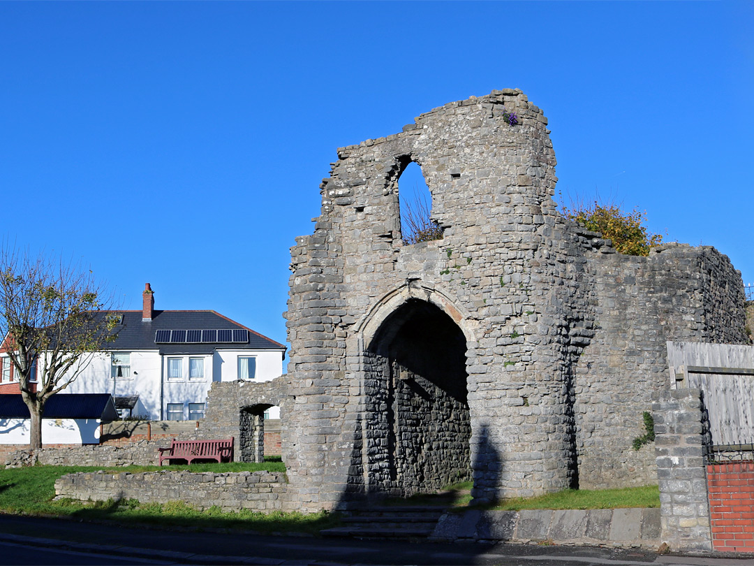 Gatehouse arch