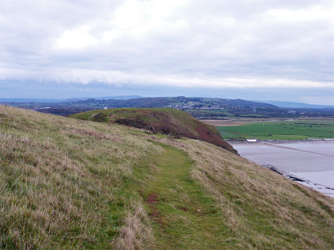 Path along the peninsula