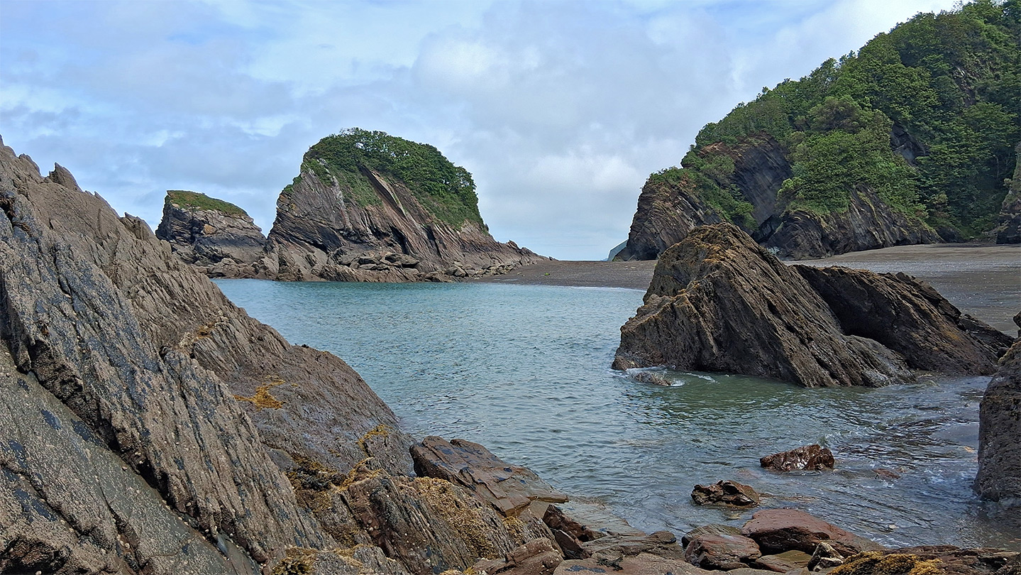 Rocks at Broad Strand Beach