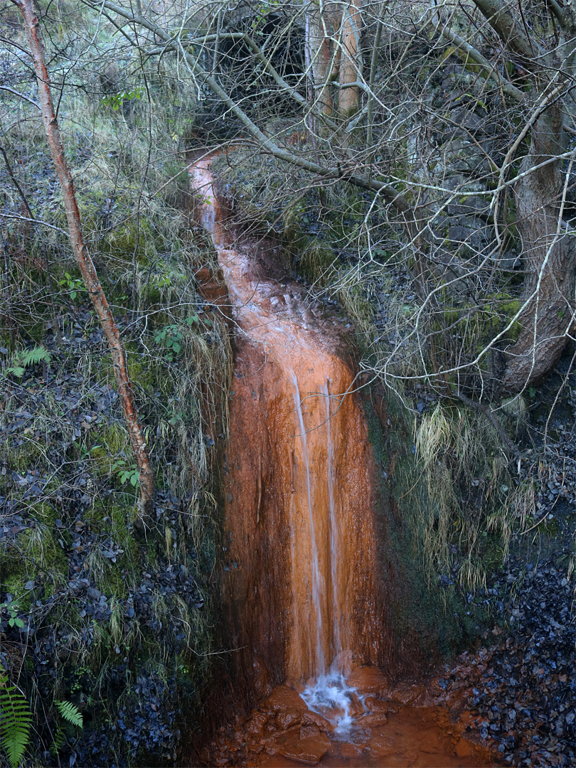 Orange run-off channel