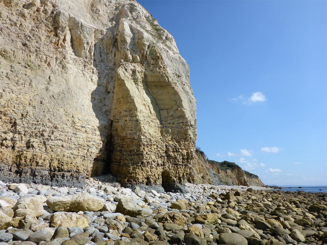 Cliffs and boulders