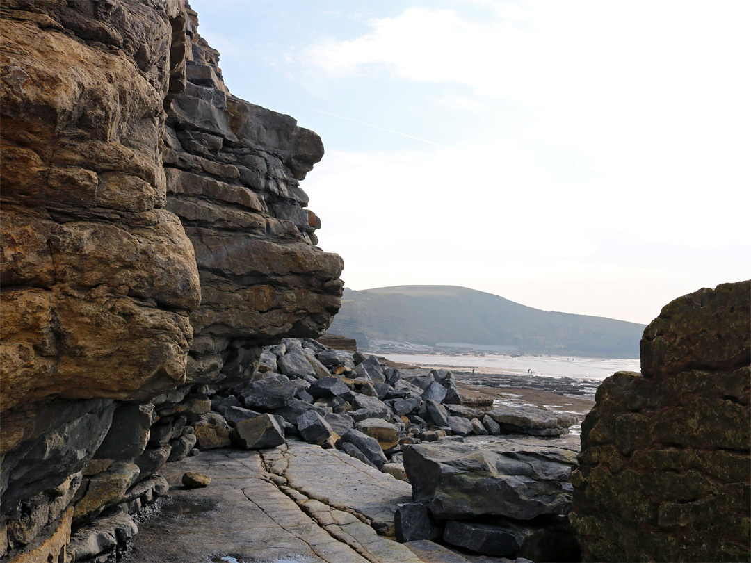 Cliffs and boulders