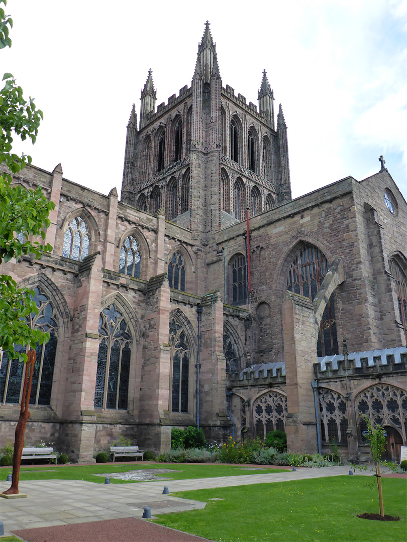 hereford cathedral tower tours