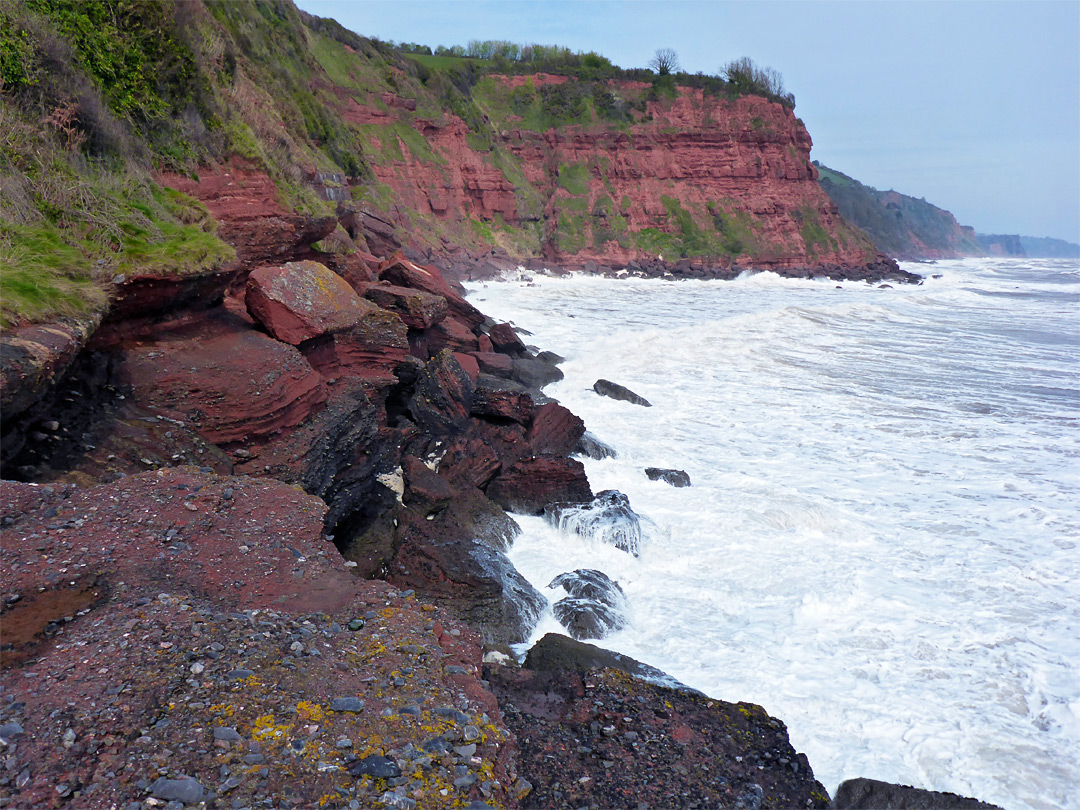 Jumbled rocks