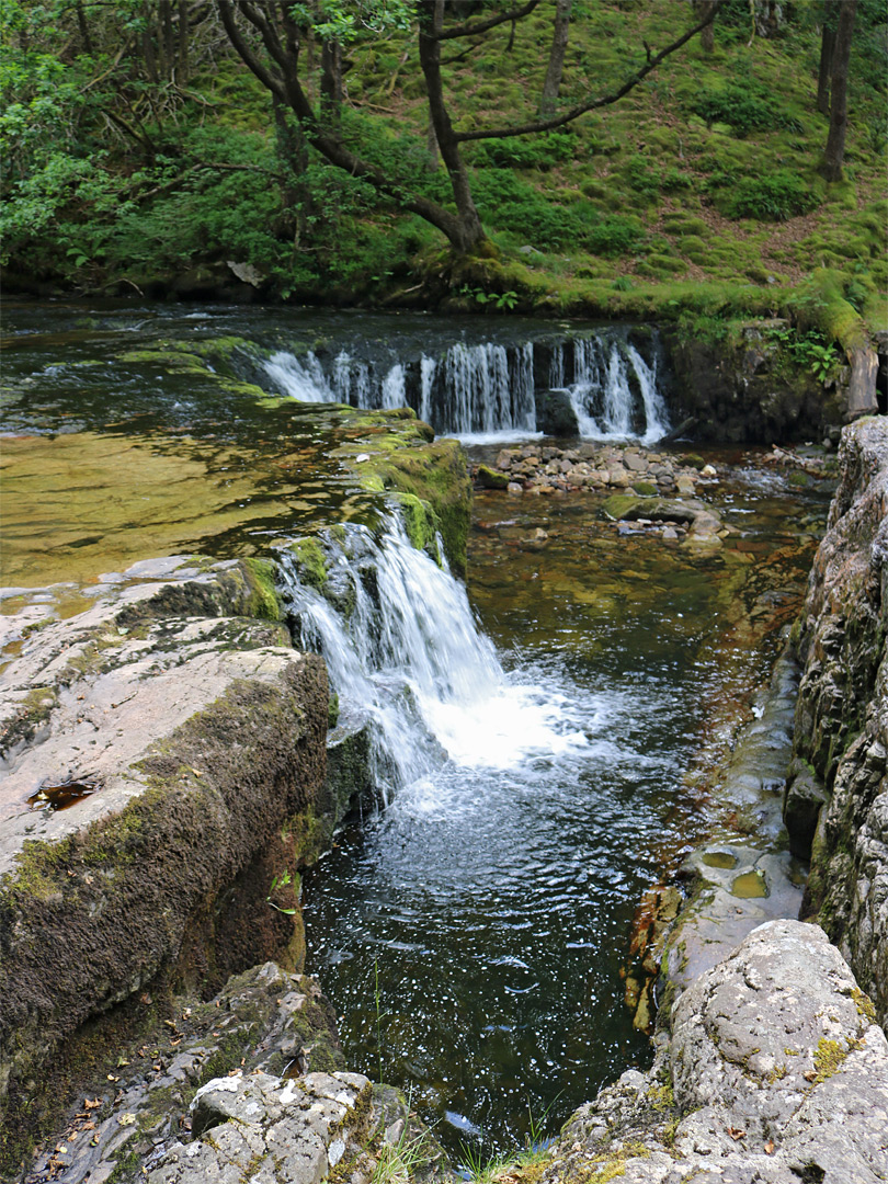 Two segments of Horseshoe Falls