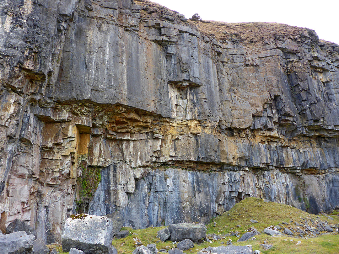 Streaked cliff