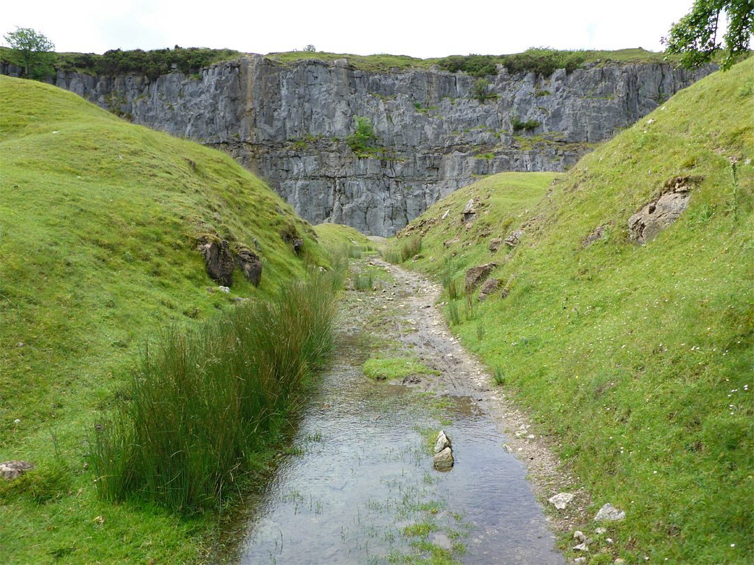 Path to the quarries