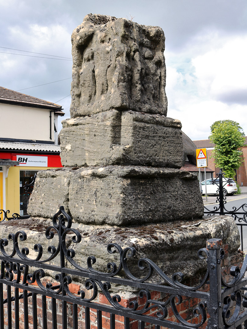 Ludgershall Cross