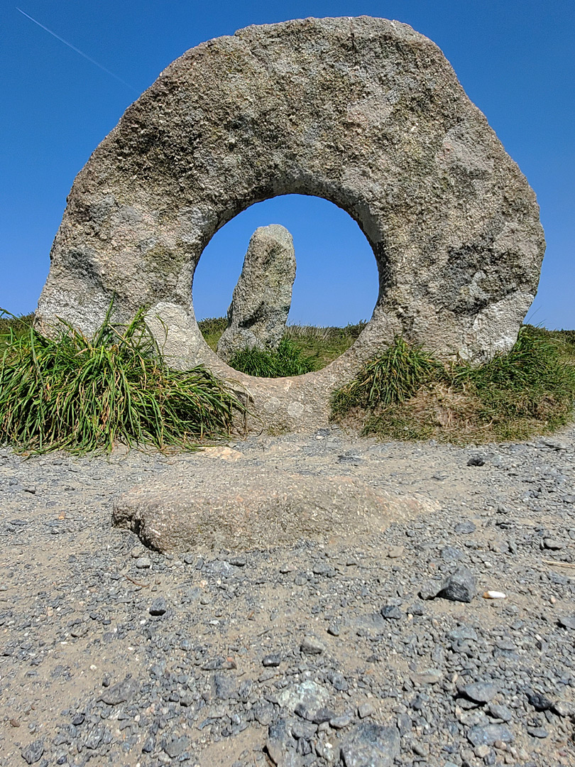 The central stone