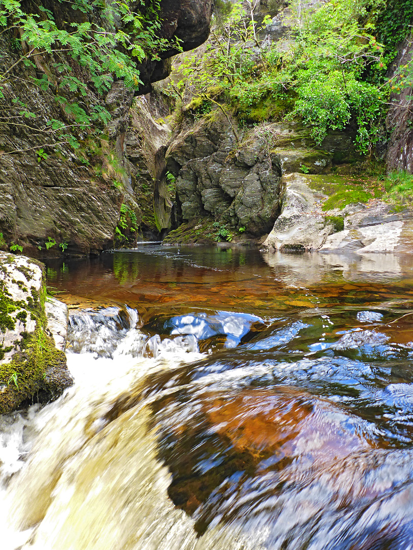 Cascade and narrows