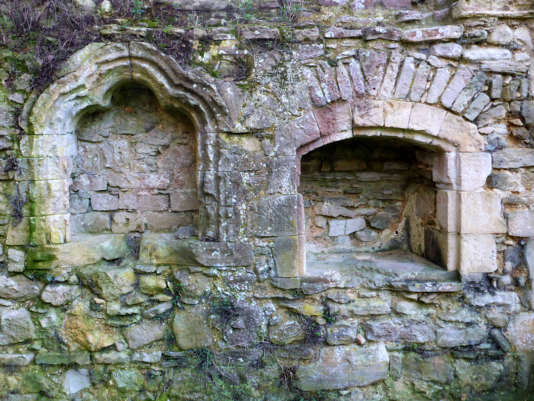 Alcoves in the nave