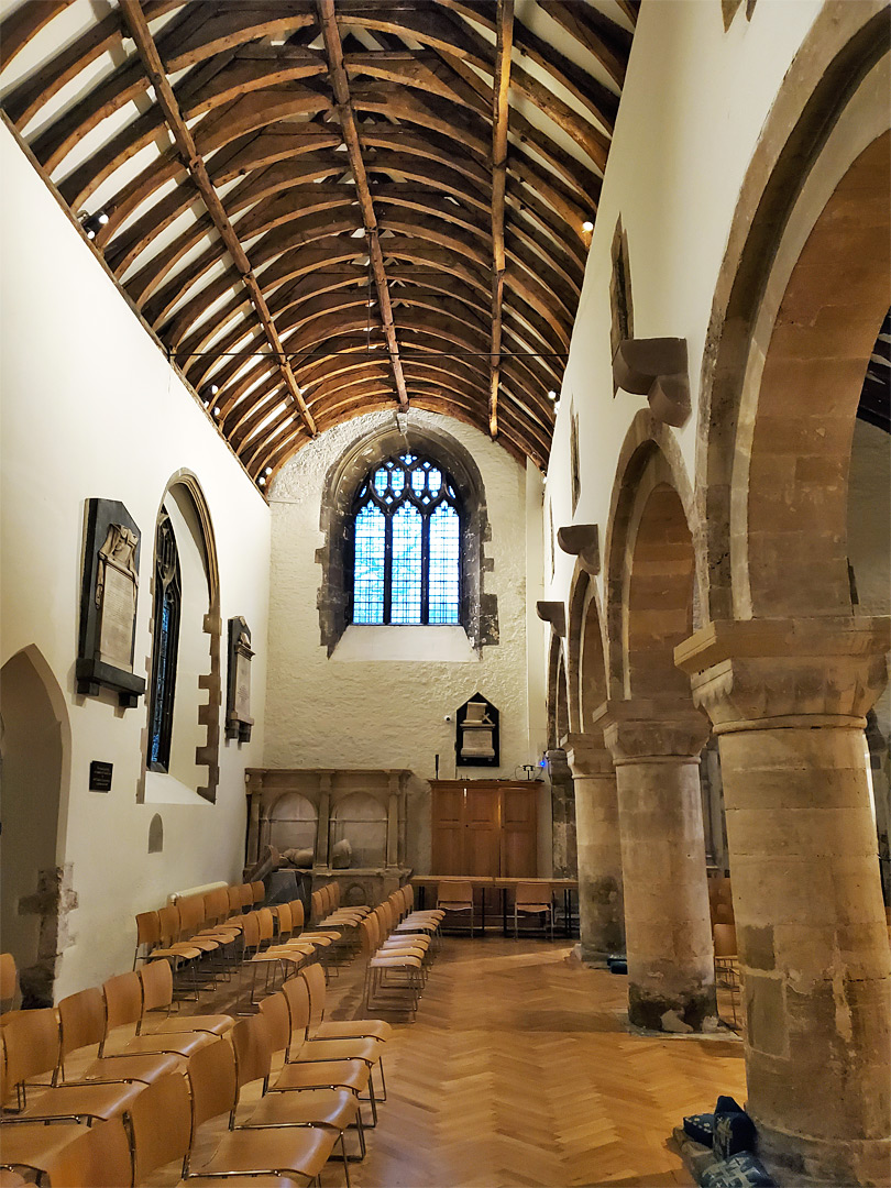 South aisle