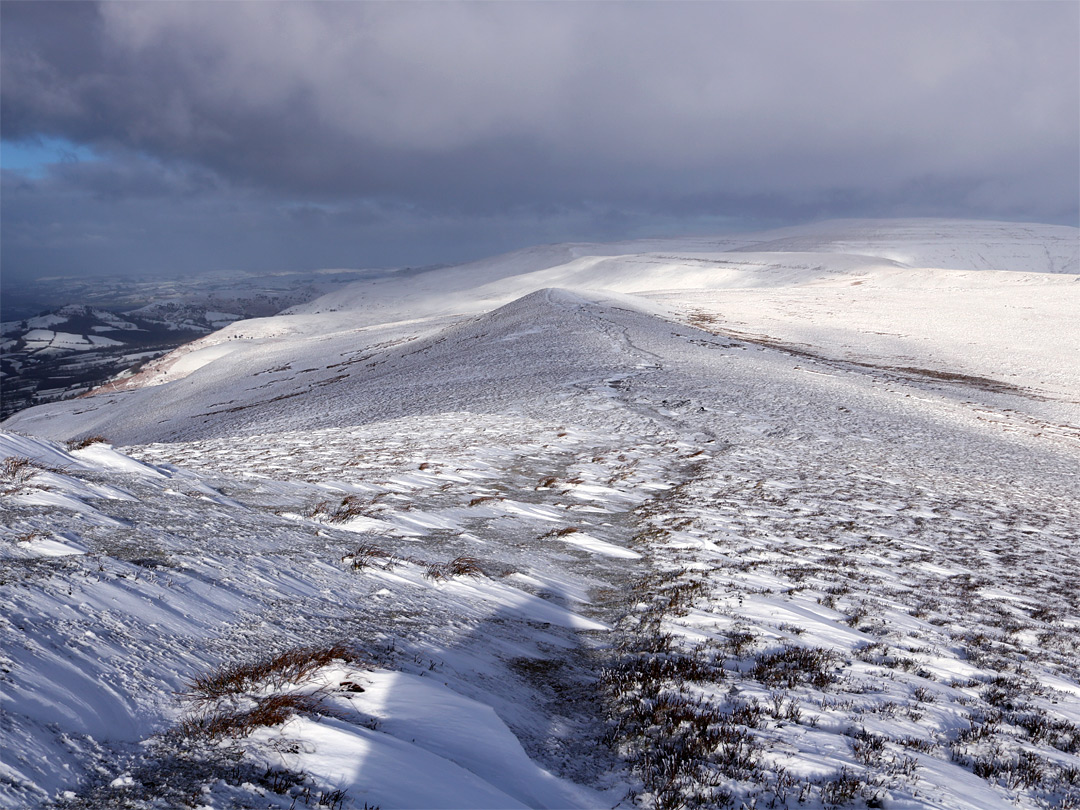 Path north of Pen Allt-mawr