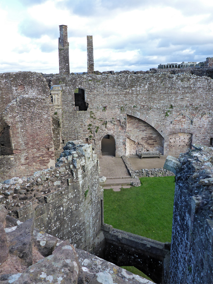 Above Fountain Court