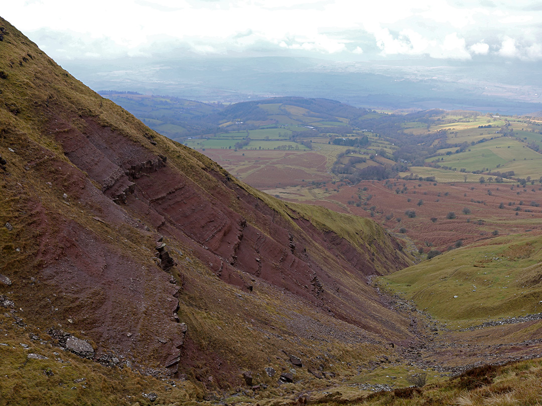 Ravine below Rhiw y Fan