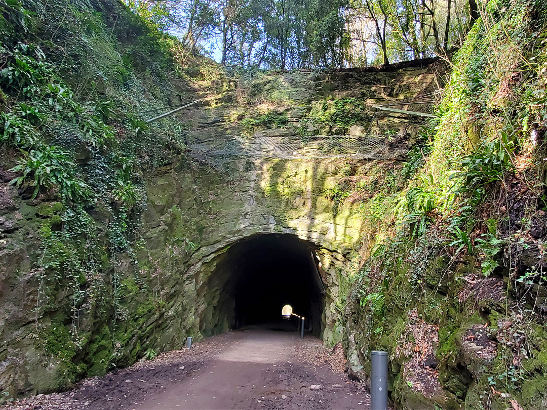 Shute Shelve Hill Tunnel