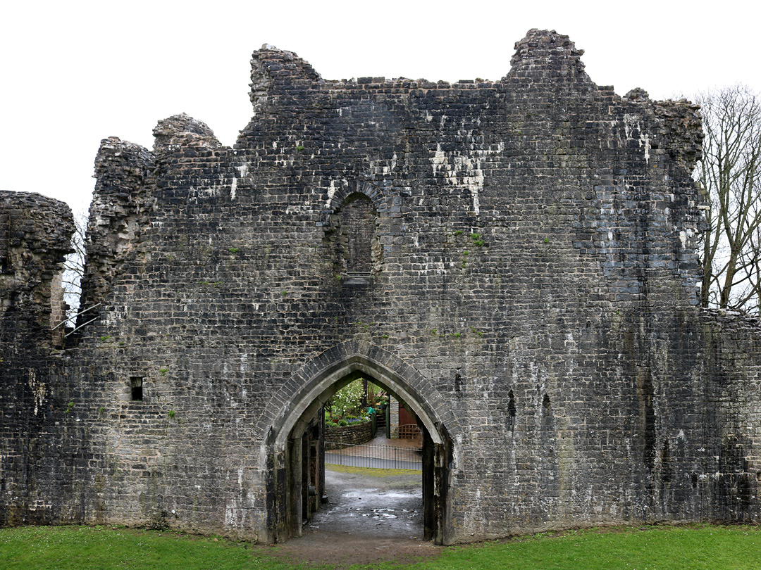 Inner gatehouse wall