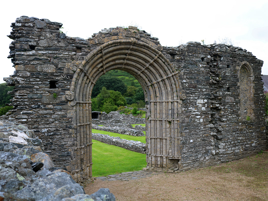 Round-arch doorway