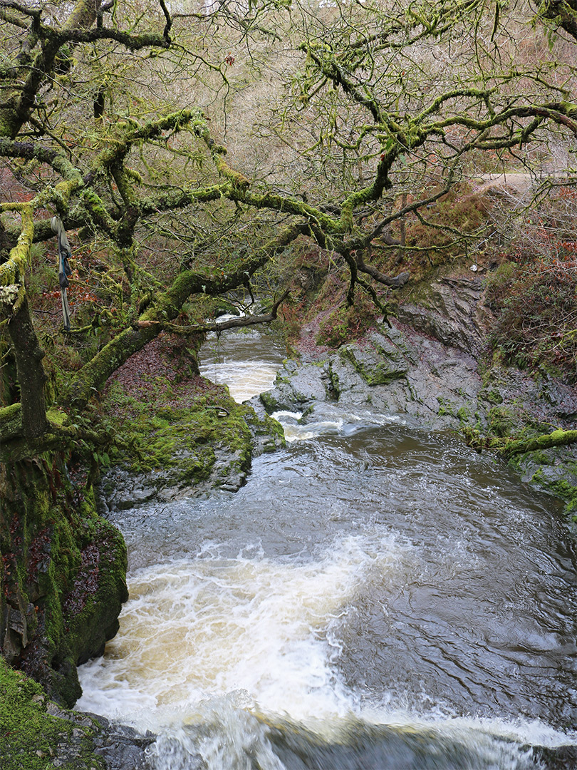 Above Sychryd Falls