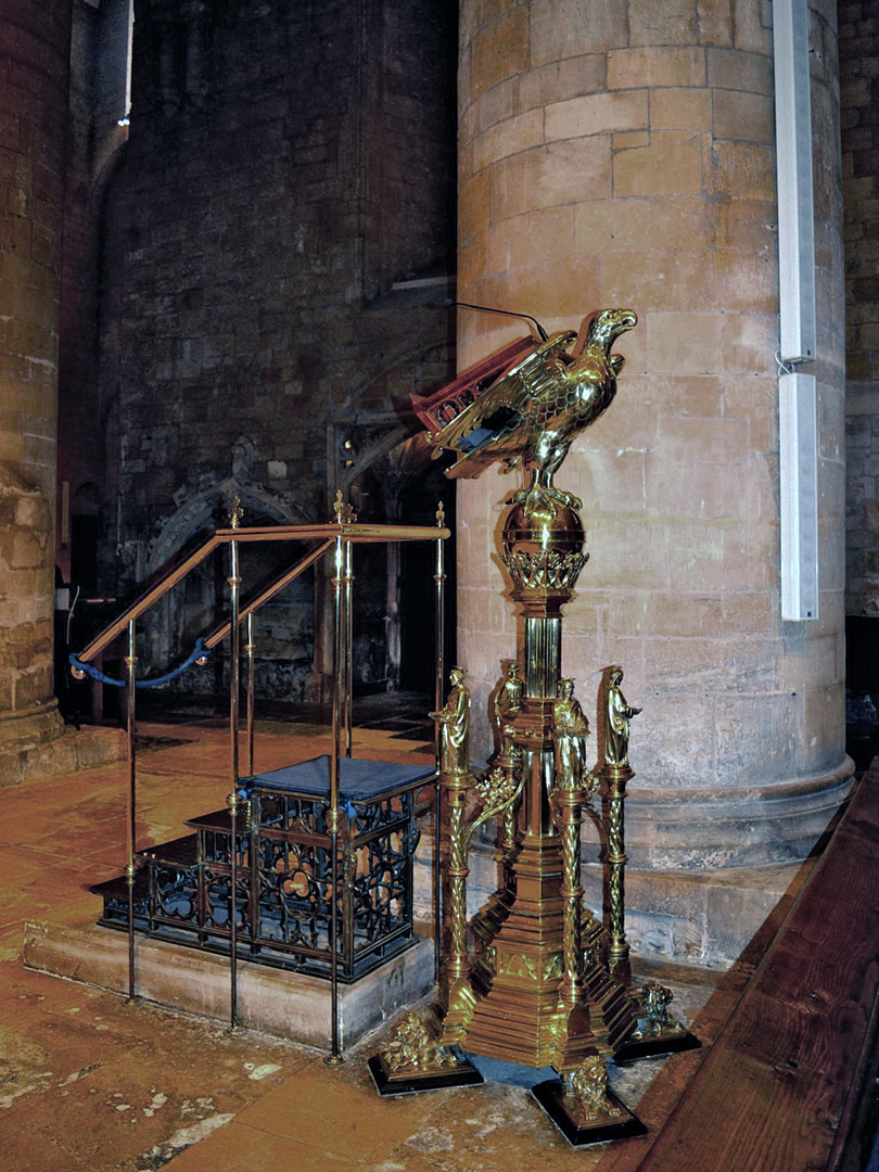 Eagle lectern