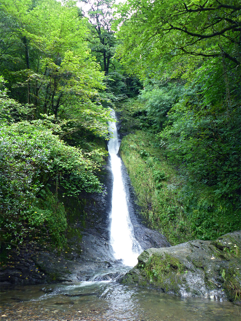 White Lady Waterfall