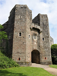 Gatehouse towers