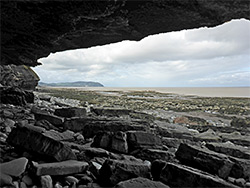 Overhanging cliff