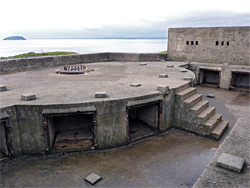 Gun emplacement