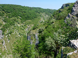 Cliffs to the east