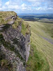 Cliff below Fan Foel