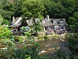 Fingle Bridge Inn