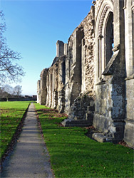 Path past the presbytery