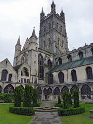 Cloister garth