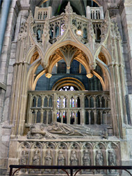 Tomb of Richard Mayhew