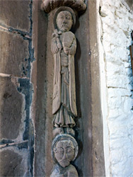 Chancel arch sculptures