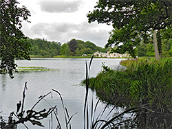 Lodge by Milford Lake