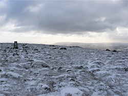 Summit marker