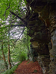 Overhanging cliff