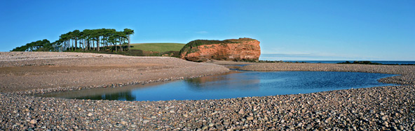 Pebble-lined lagoon