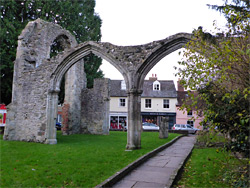 Path through the nave