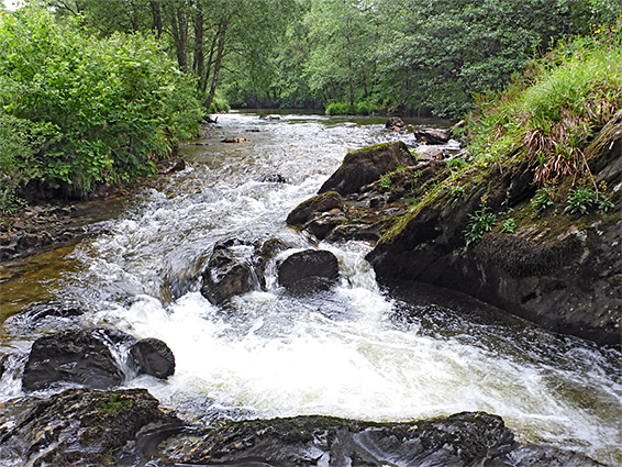 Rocks in the Afon Irfon