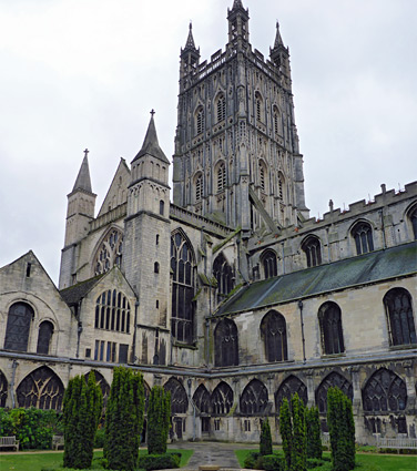 Cloister garth