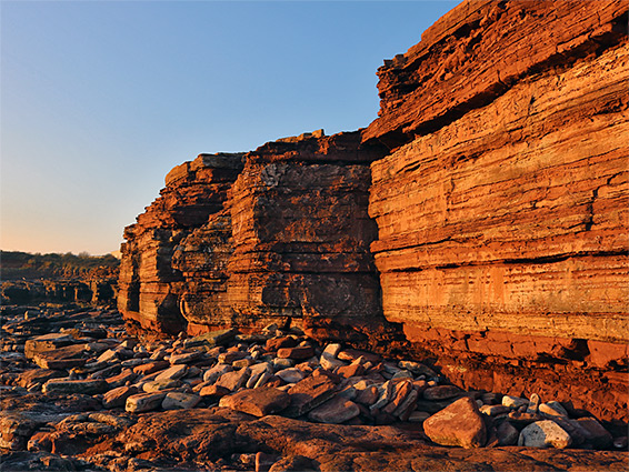 Cliffs west of Hayes Point