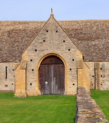 Middle Littleton Tithe Barn