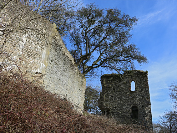 South curtain wall